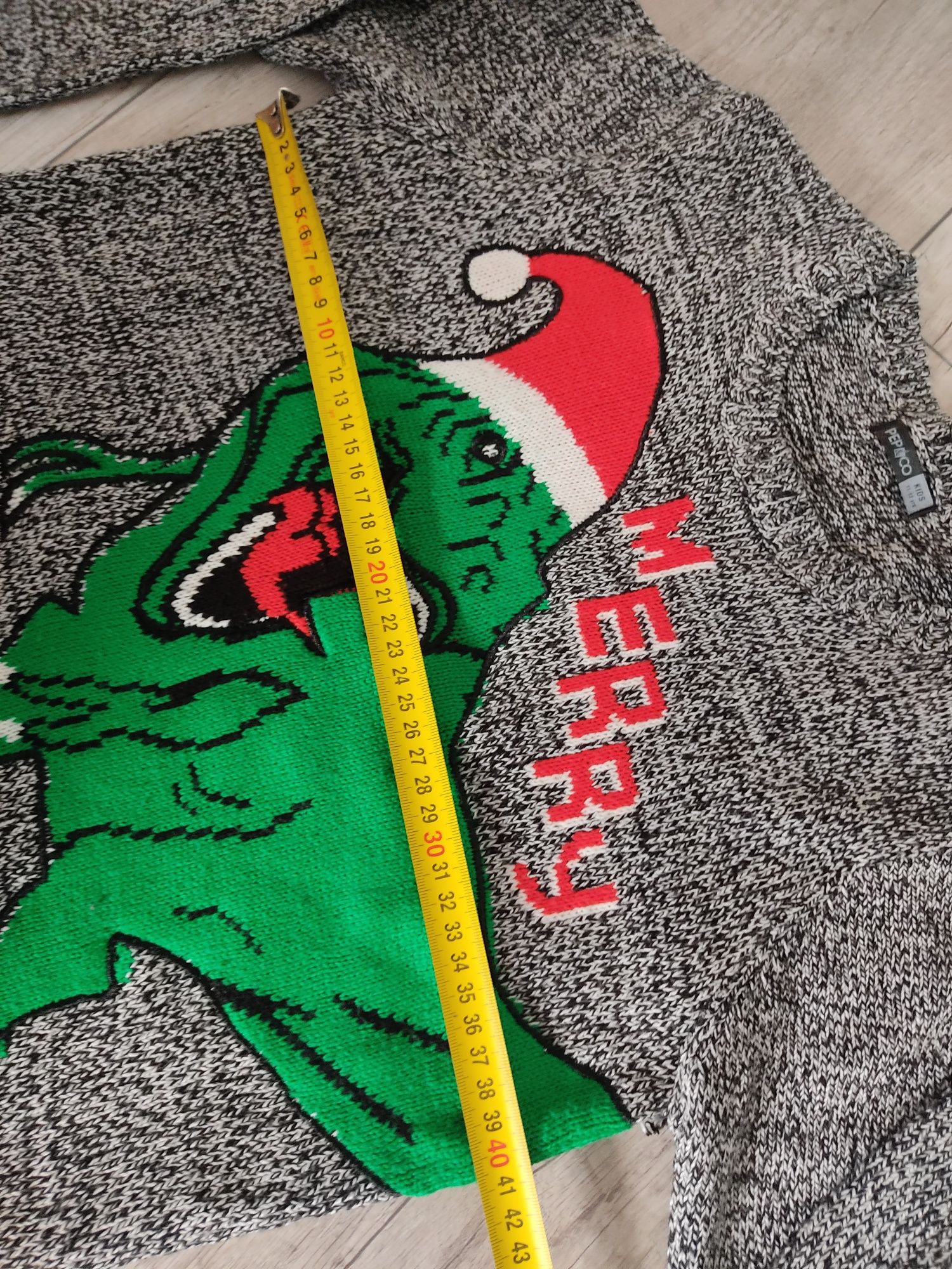 Sweter świąteczny Pepco 152 cm