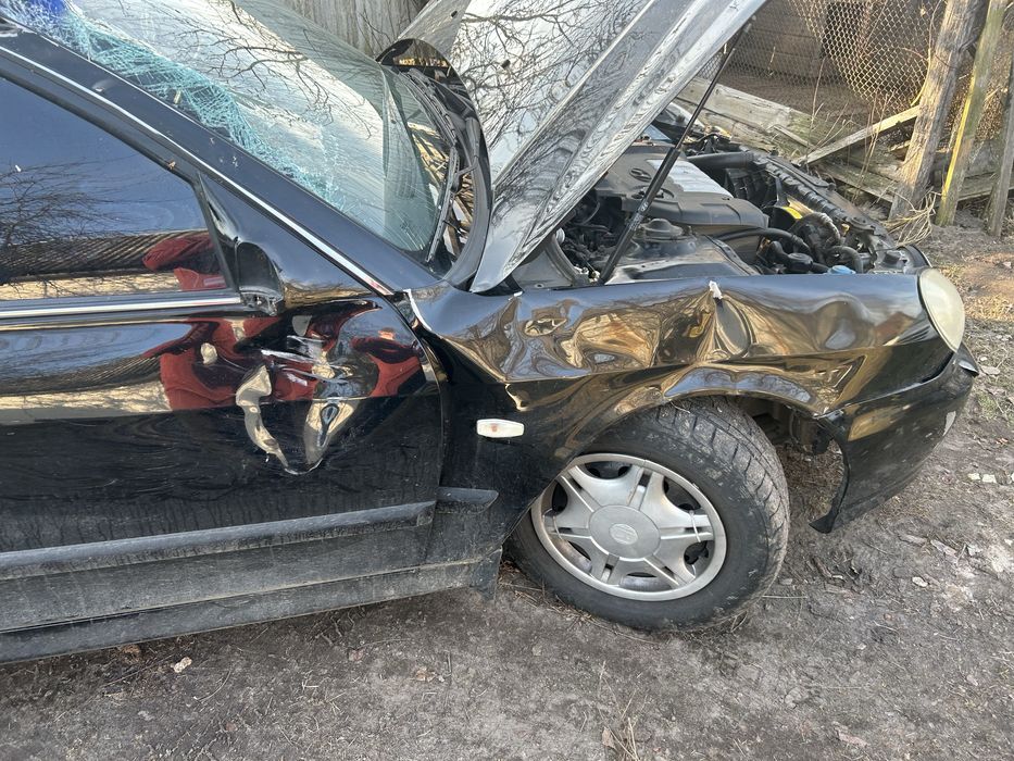 Hyundai Sonata 2004 року після ДТП на ходу!!!