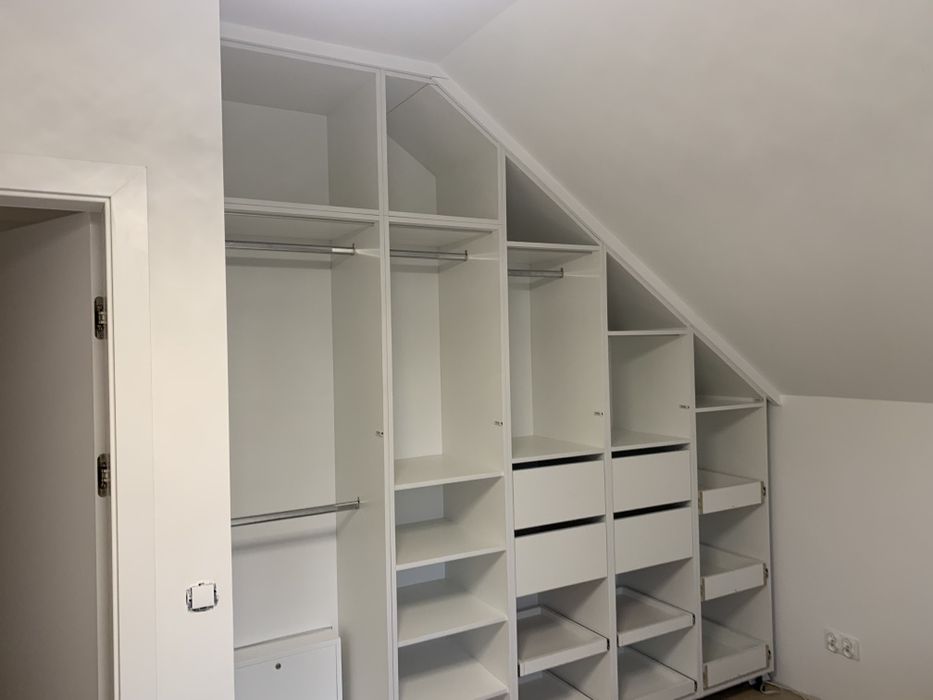 Szafy na wymiar.Meble biurowe.Tarasy.Altany.Montaż mebli i paneli