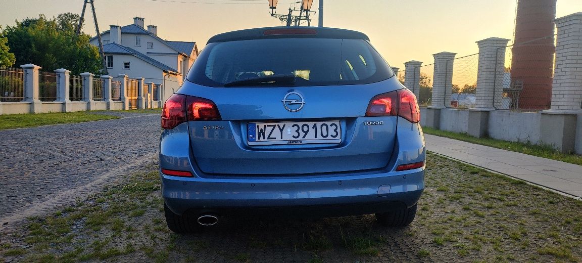 Opel Astra J 1.4 Turbo