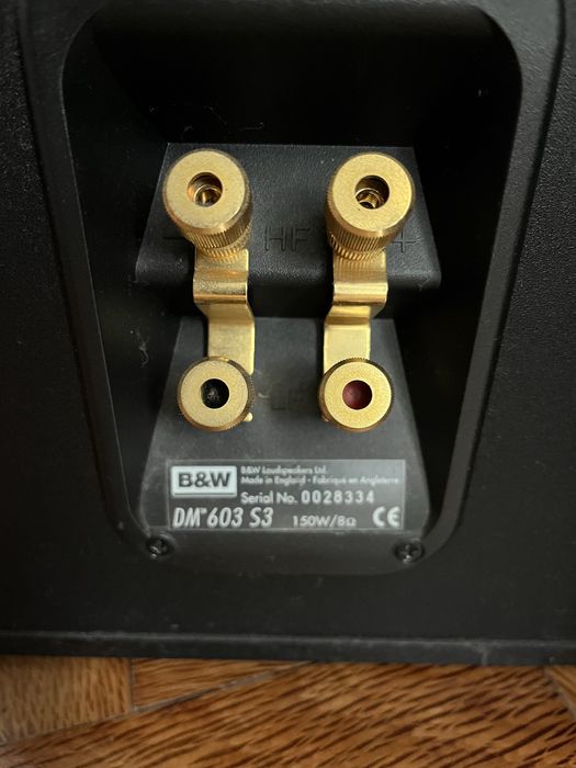 Colunas B&W DM603 S3  150w Bower & Wilkins