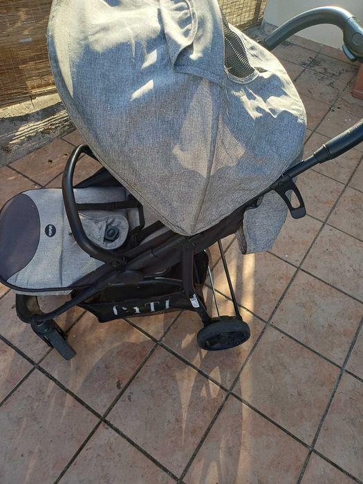 Carrinho para criança da Infantia