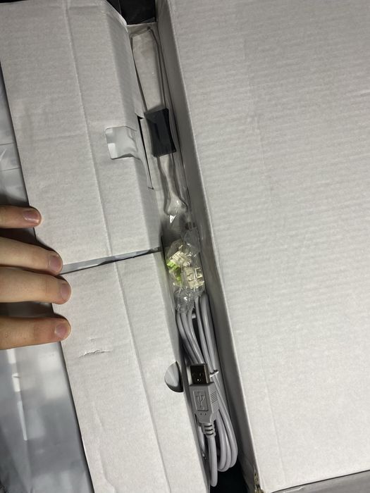 нова механічна клавіатура Aula F75