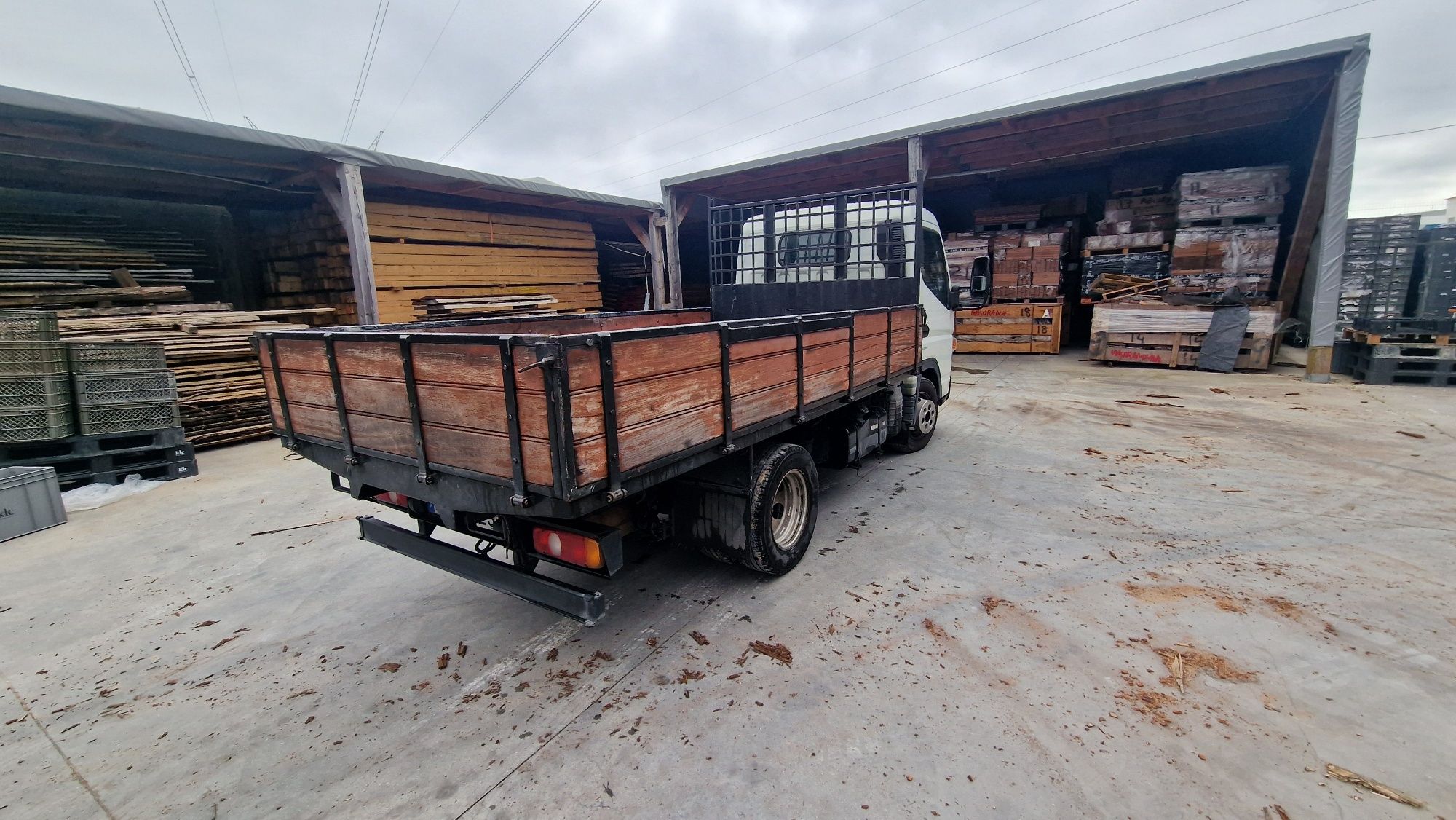Mitsubishi fuso ligeira caixa automática