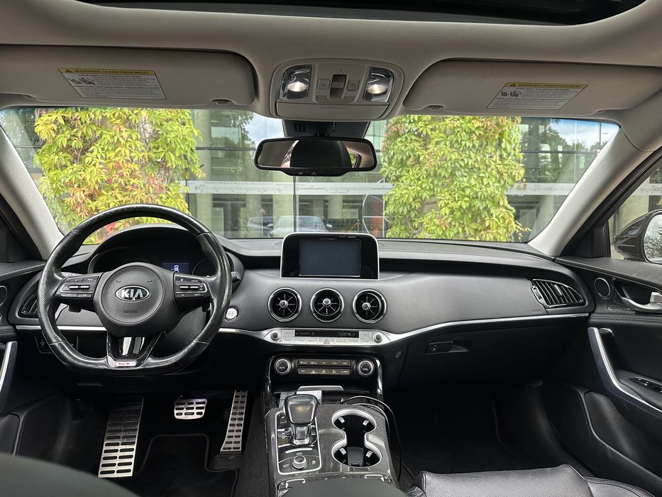Kia Stinger 3.3 T-GDI V6 GT AWD doinwestowany wyjątkowy prywatnie