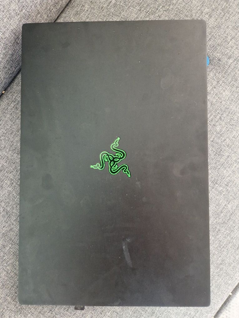 Ноутбук razer advanced 15, i7, rtx2080