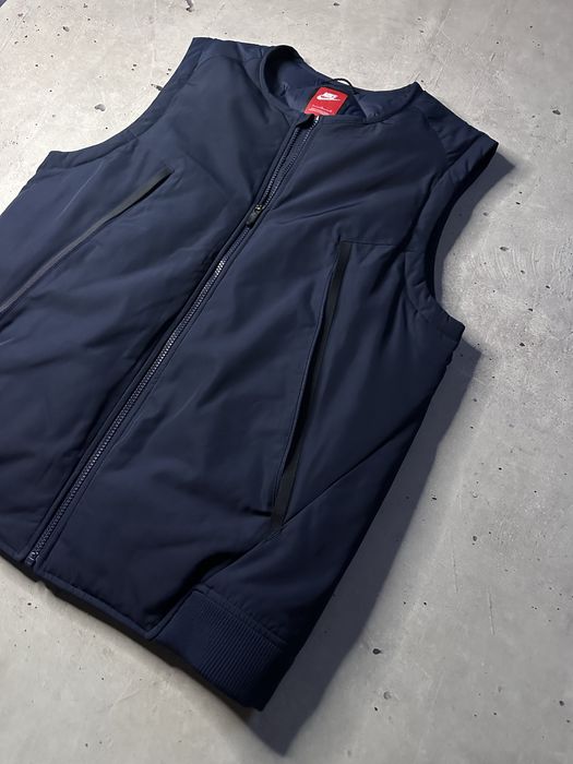Nike NSW Tech Down Vest Original чоловіча жилетка найк теч оригінал