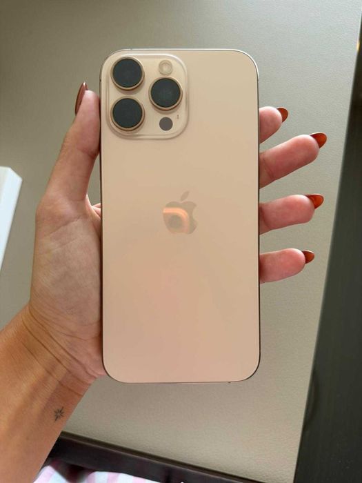 Iphone 16 PRO MAX 256 Gb Dourado