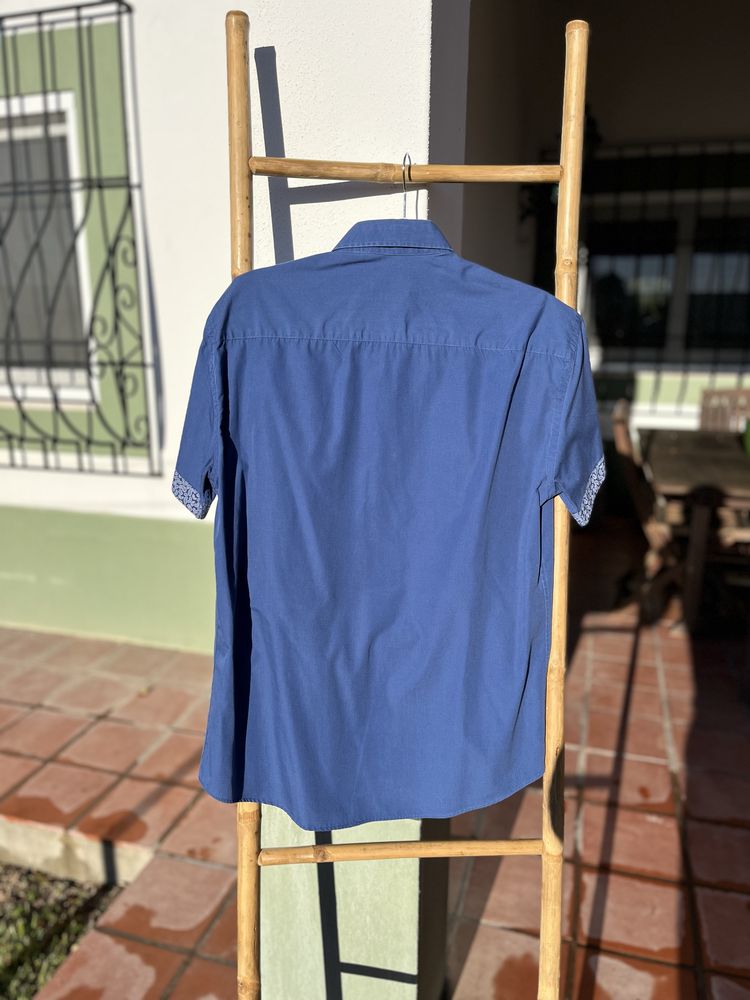 Camisa maga curta homem