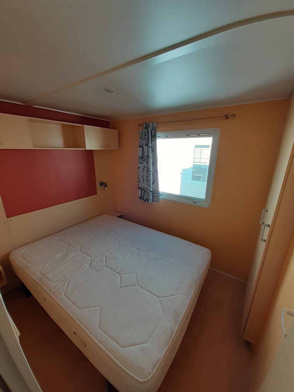 * MOBILE HOME IRM SUPER TITANIA DE 8X4 METROS EM SANTAREM.
