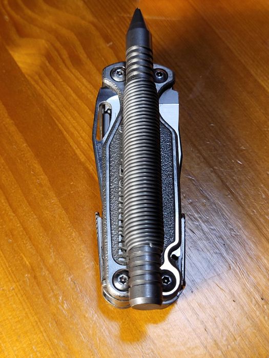 Стеклобой  made in USA аварийный компактный EDC