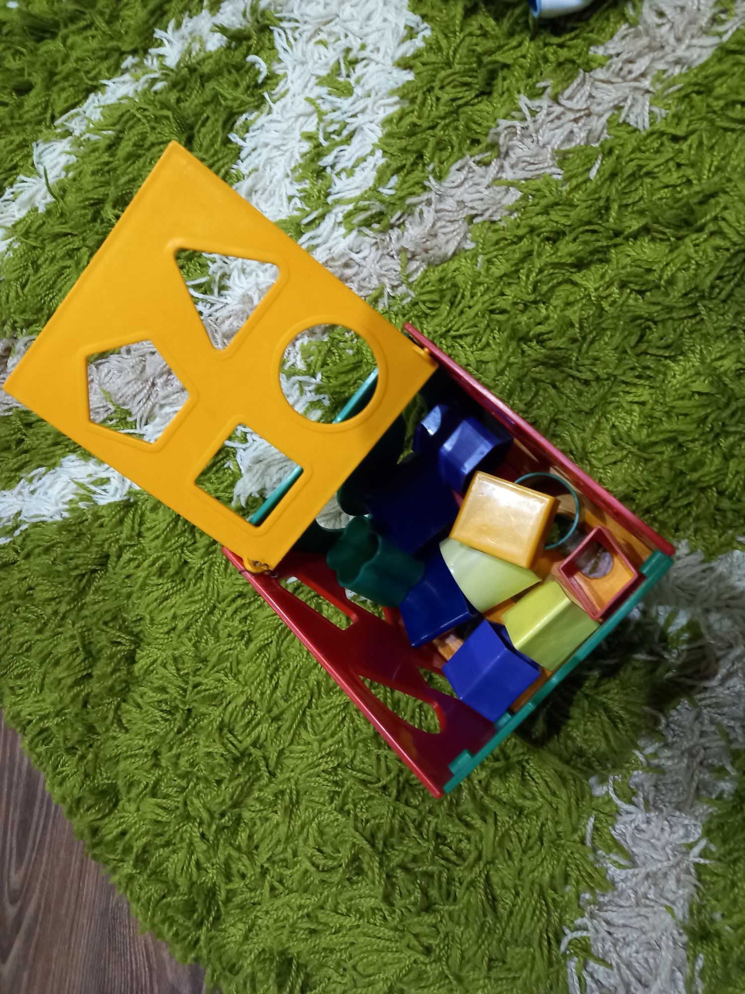 Куб з фігурками розвиваюча  іграшка для малят