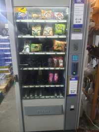 Automat vendingowy Bianchi 850 z wrzutnikiem cashflow 560