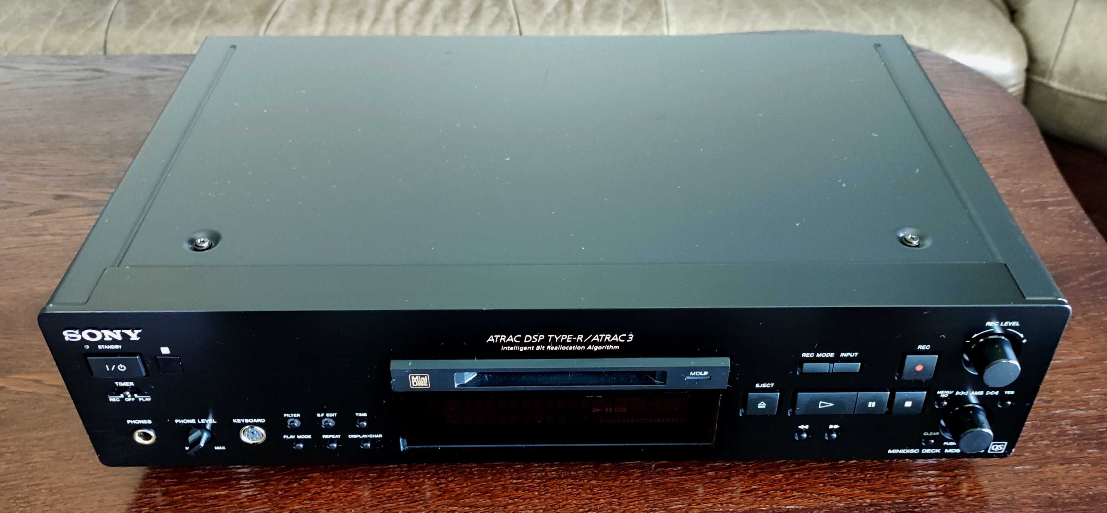 Odtwarzacz MiniDisc SONY MDS-JB940 QS z pilotem