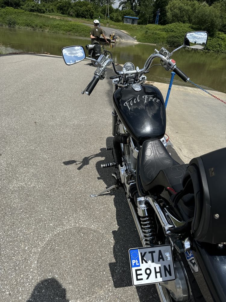 Suzuki intruder vs 1400