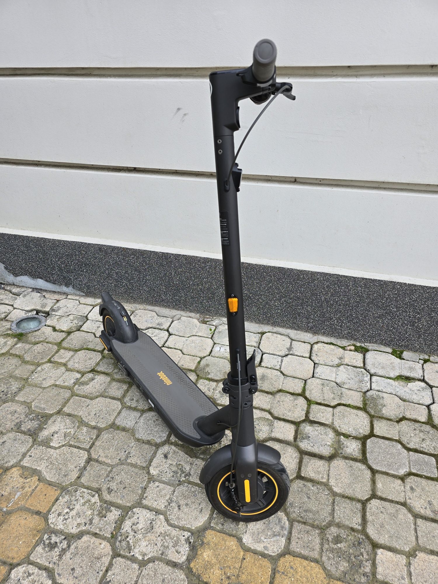 Електросамокат Ninebot Max G30 e II