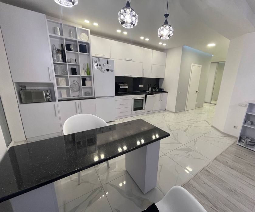 Є EcoFlow!ШИКАРНА 3-кім VIPновобуд(кухня-студія) О.ПЕТРИЩУКА(Суворова)