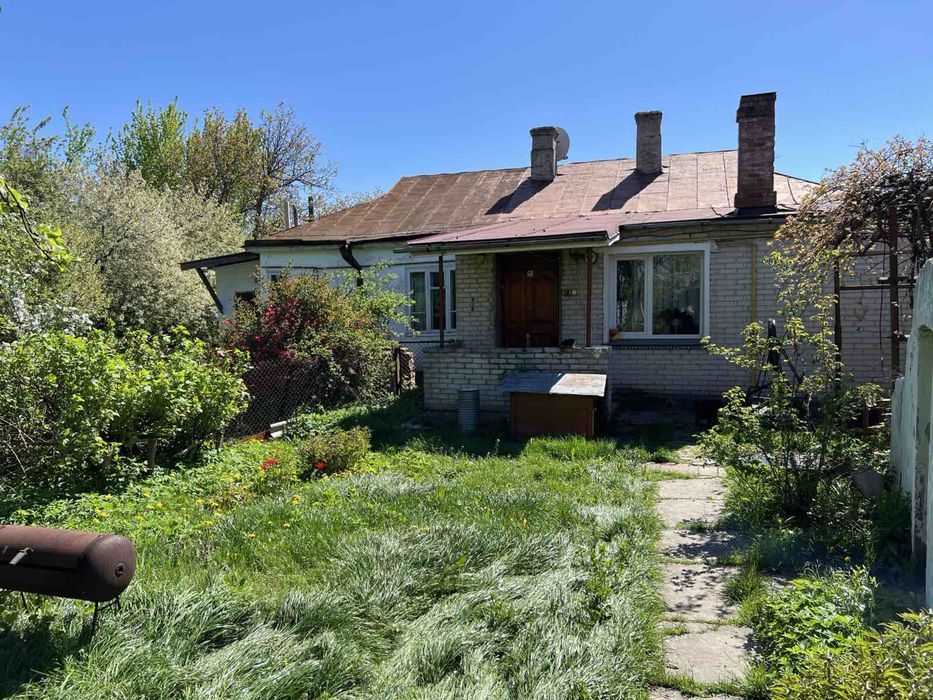 Будинок у місті