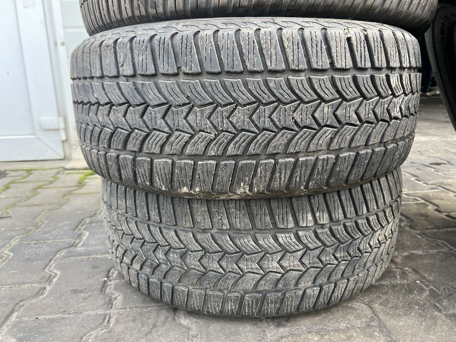 Шини зимові 225 50 r17 Debica Frigo HP 2