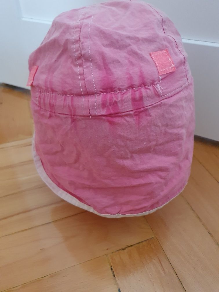 Różowa czapka z daszkiem dla dziecka r. 52-54
