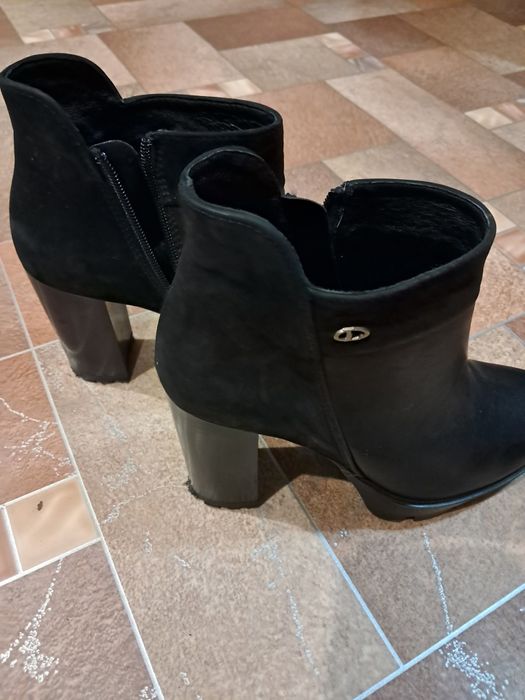 Черевички на байці