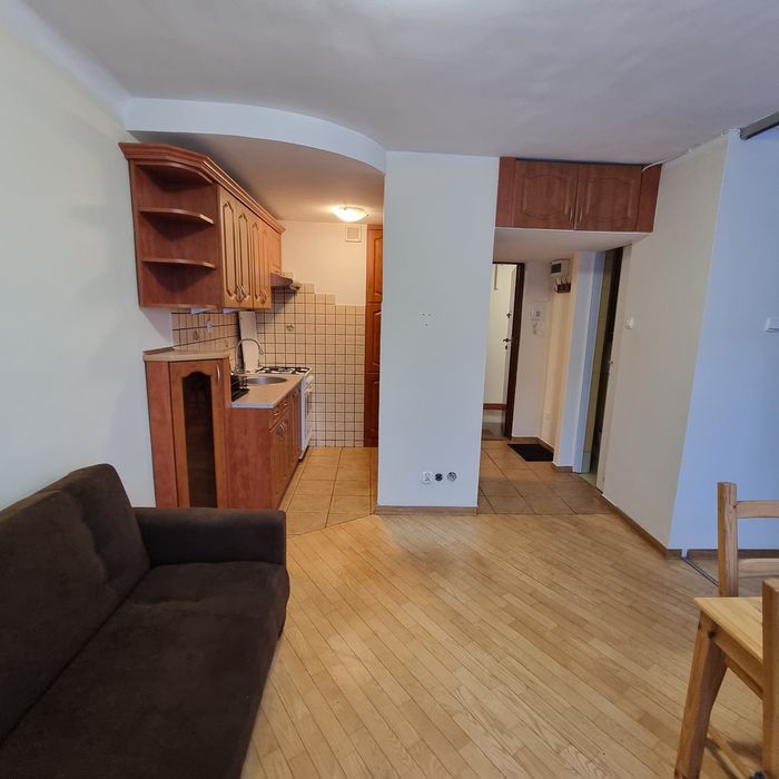 Wynajem kawalerka 27 m2 Przy hali Mirowski Warszawa Śródmieście ej