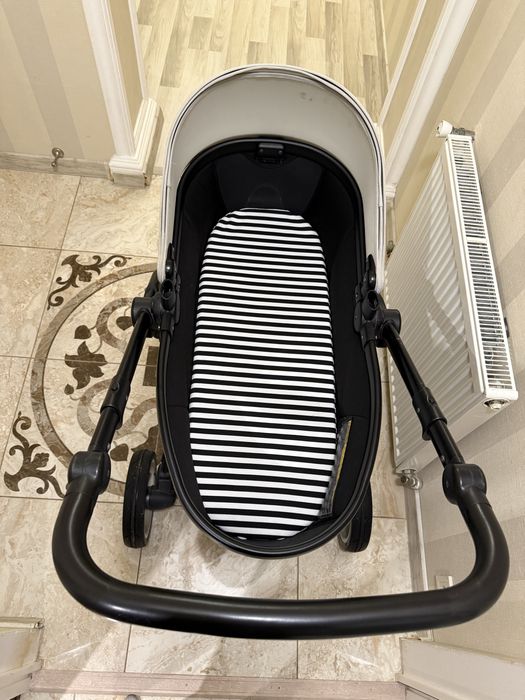 Коляска Mima Xari 2в 1