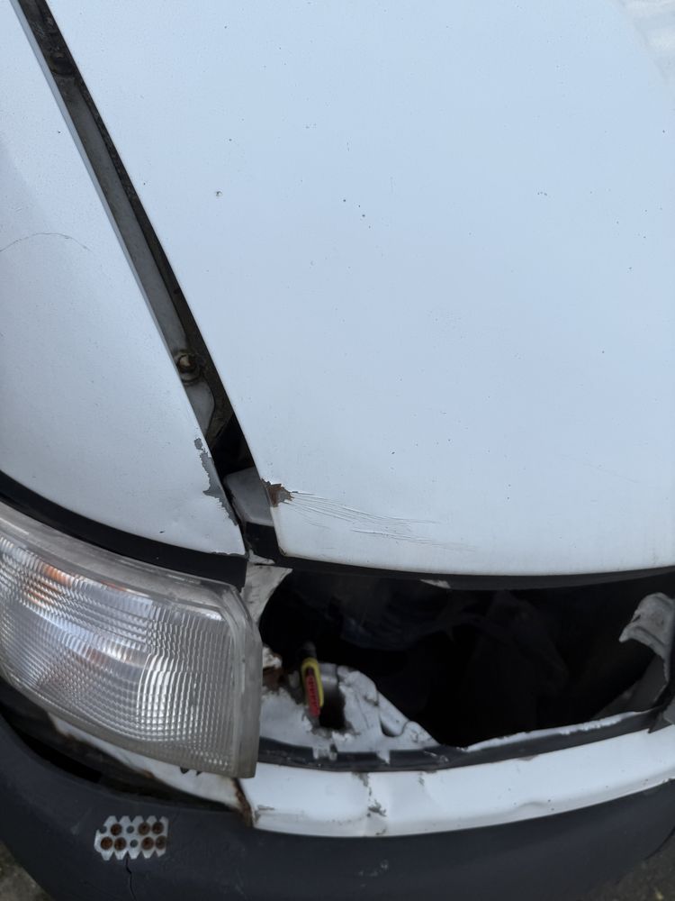Przod iveco daily 99-06r blotnik maska lampa grill atrapa pas chlodnic