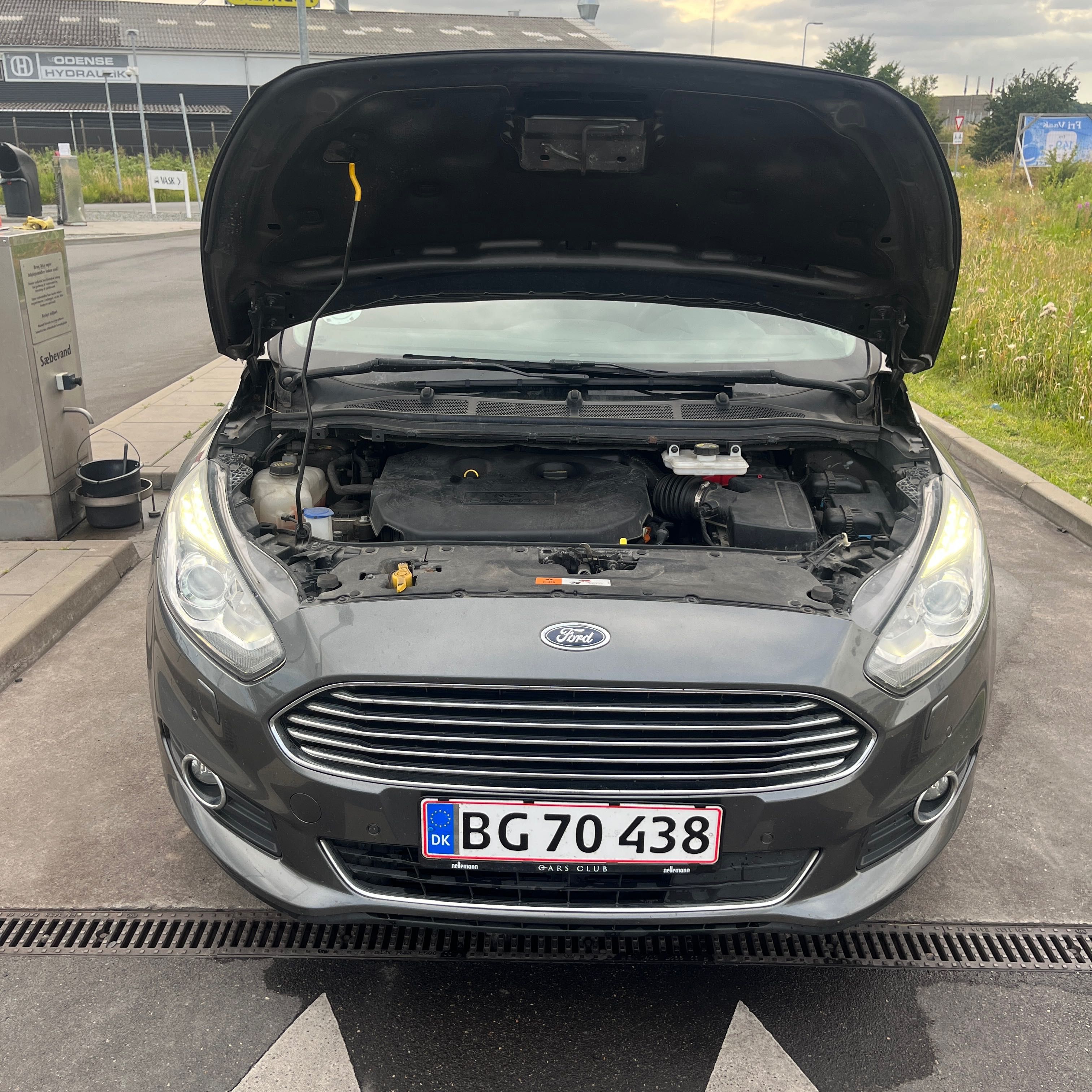 Ford S-Max w świetnym stanie z Danii