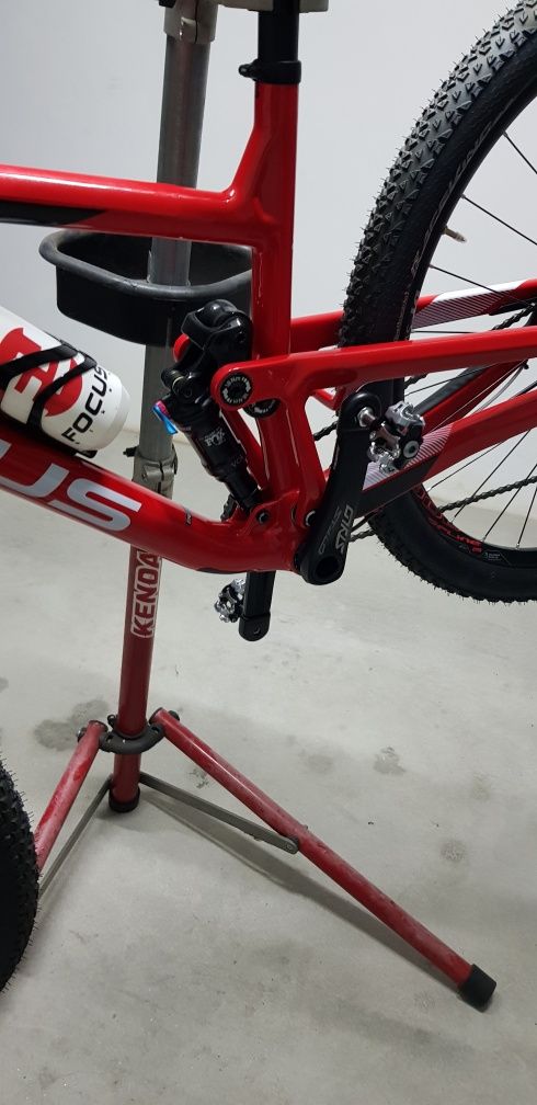 Bicicleta Focus O1E