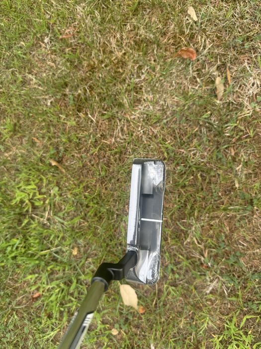 Putter Taylor Made TP Black Soto #1 34” (NOVO)