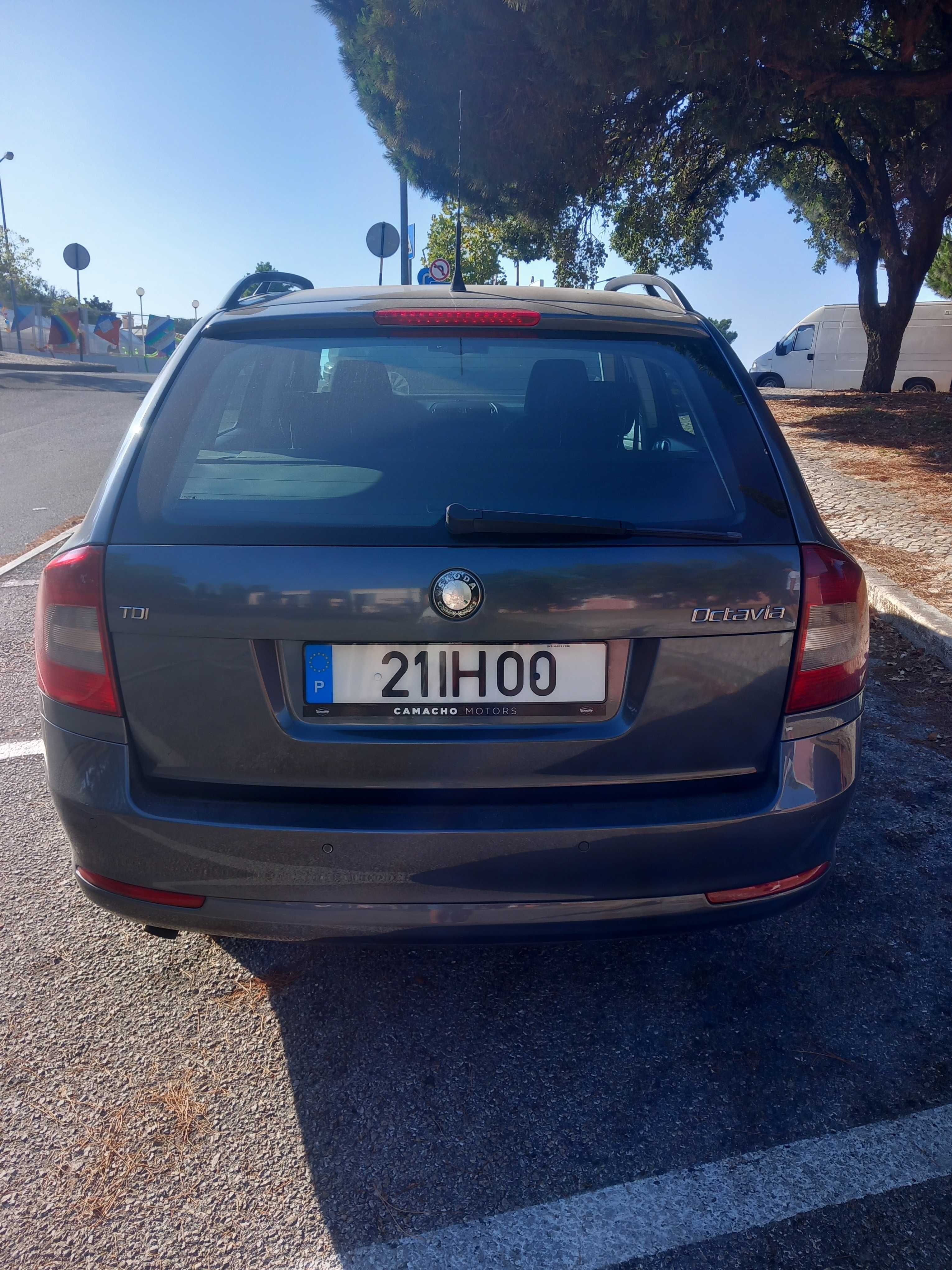 Carrinha  Skoda bem estimada