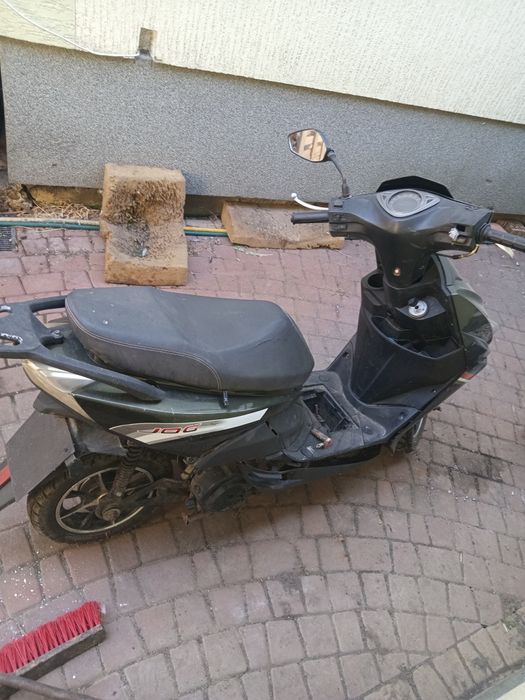 Продам скутер Jok 125cc потребує вкладень