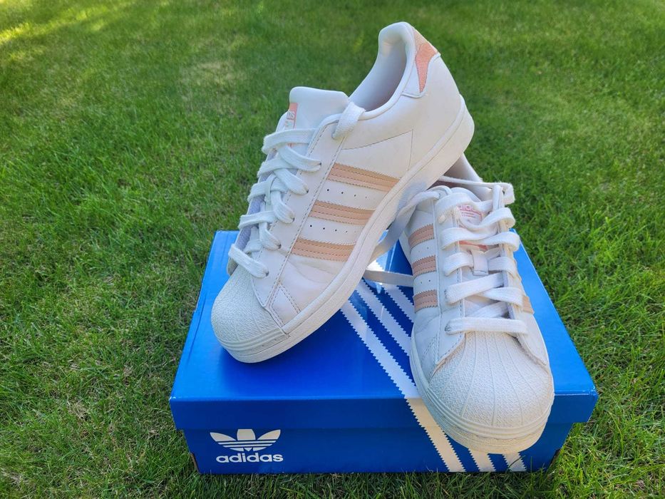 Adidas Superstar rozmiar 38 2/3 stan BDB
