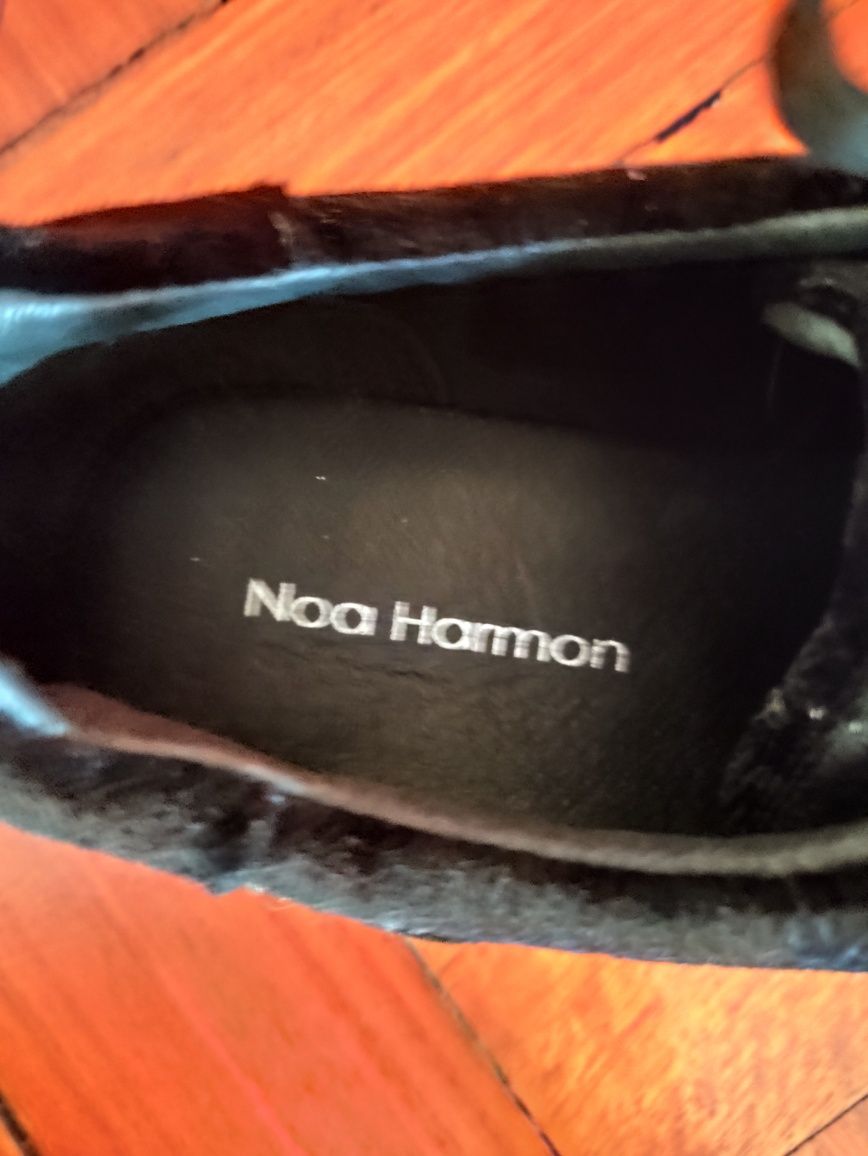 Sapatilhas Noa Harmon 38 novas pretas c/ brilhantes