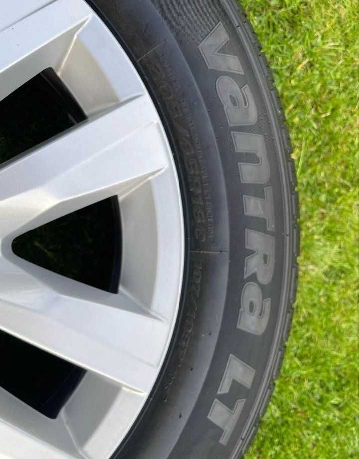 Nowe Koła Felgi VW T5 T6 Crafter 5x120 205/65/16C Hankook Vantra  2023