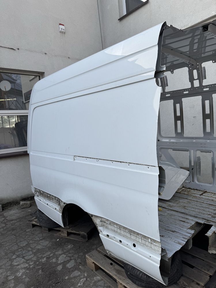Sprinter W907 Bok błotnik tył prawy ćwiartka prawa tylna L3H2