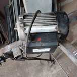 Motor  eletrico de machado de rachar lenha