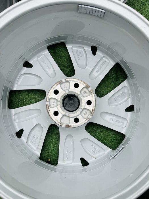 Диски 5/112 R17 VW Golf Caddy Passat 6.5J ET-46