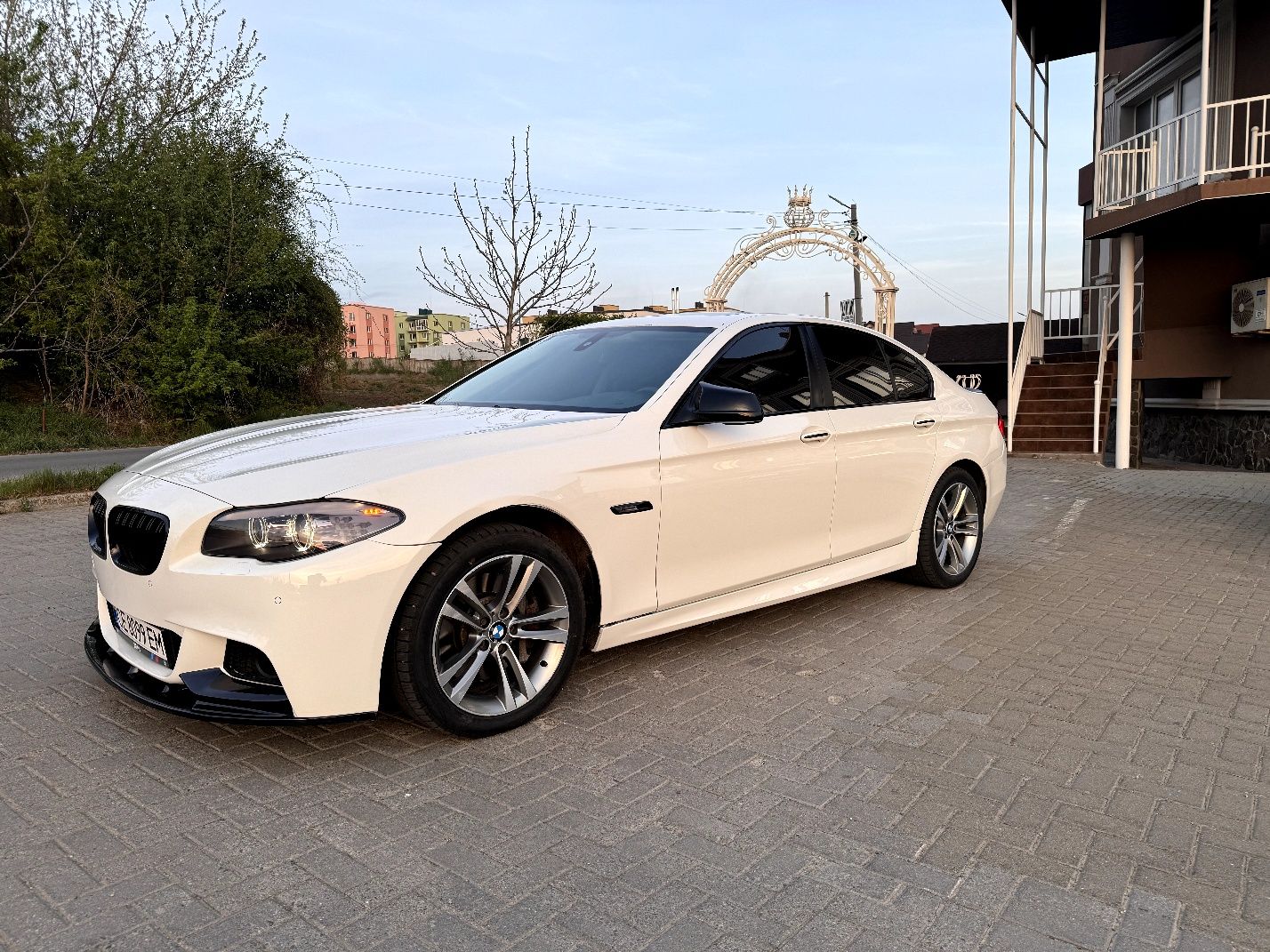 BMW 535 XI series  F10 2011