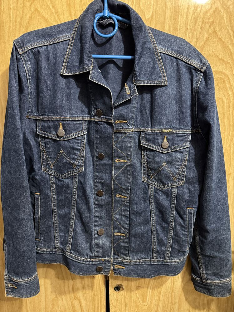 Продам  Джинсовий  Піджак  Wrangler