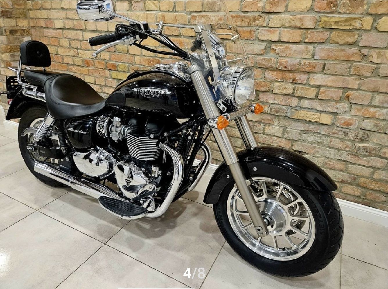 Triumph America 865 w idealnym stanie.