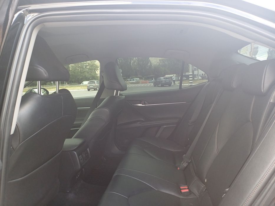 Продам Toyota Camry 2020 года