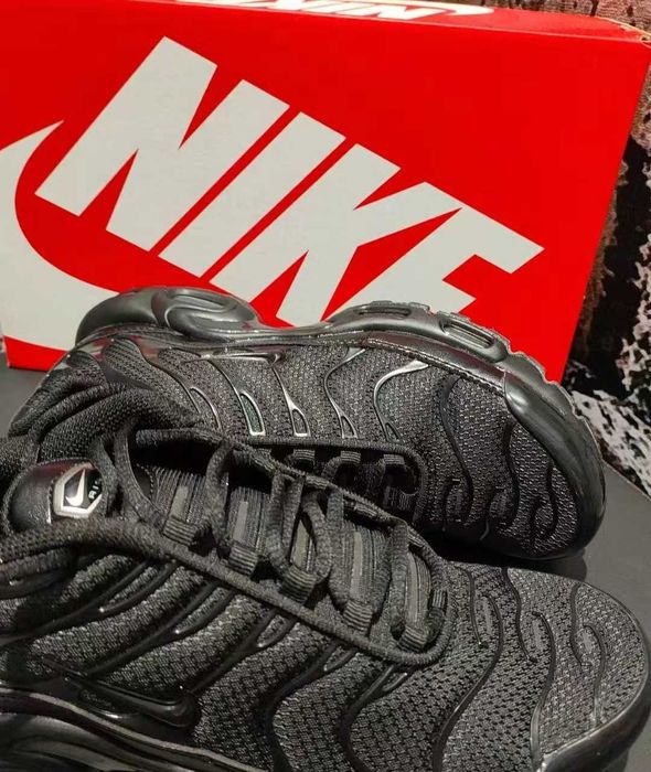 Buty Trampk Nike Air Max TN Black R.39