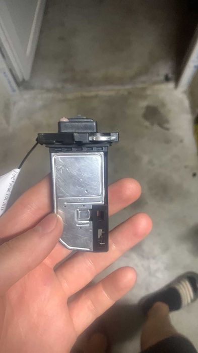 Датчик витрати повітря Форд