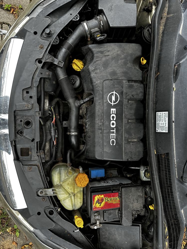 Uszkodzony opel corsa 1.3CDTI 2007