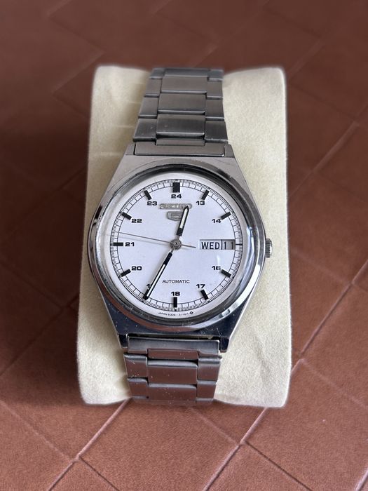 Seiko 5 Automatic Sector Dial