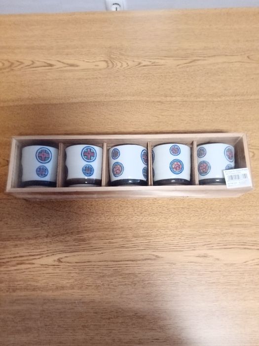 Chavenas de café sem asas