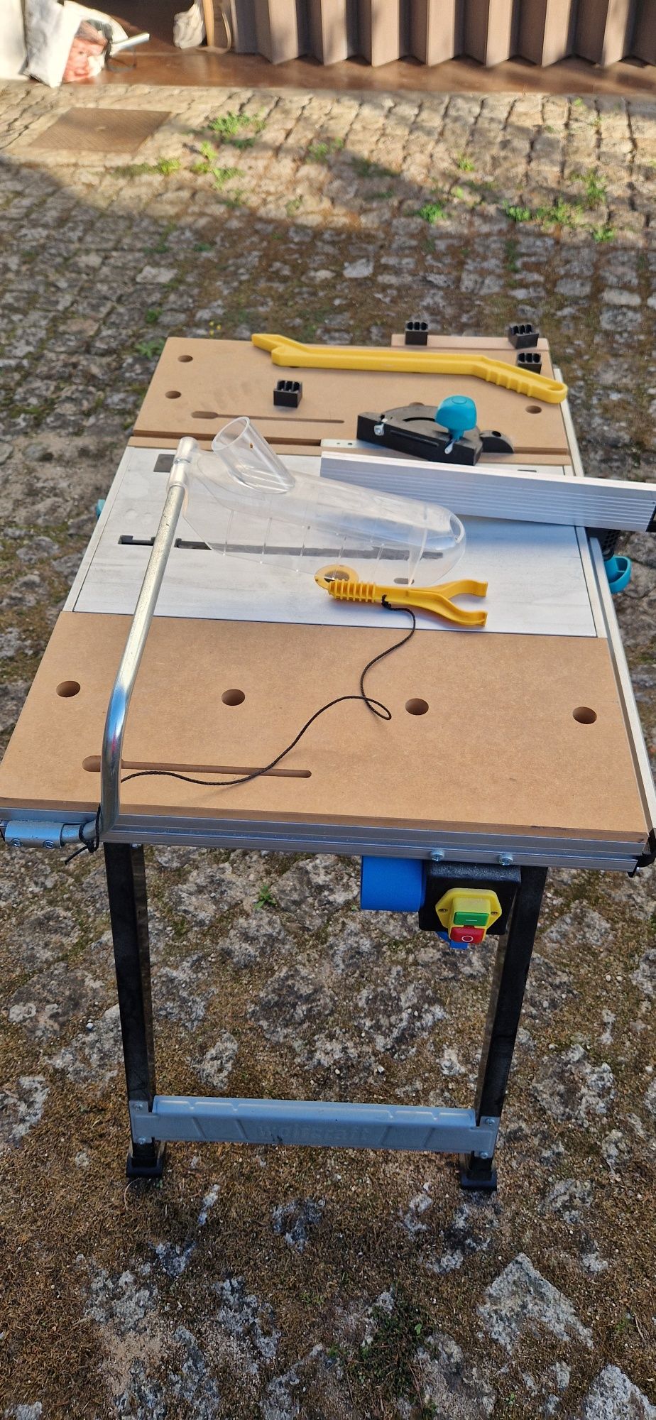 Bancada de trabalho desdobrável WOLFCRAFT MASTER CUT 1500