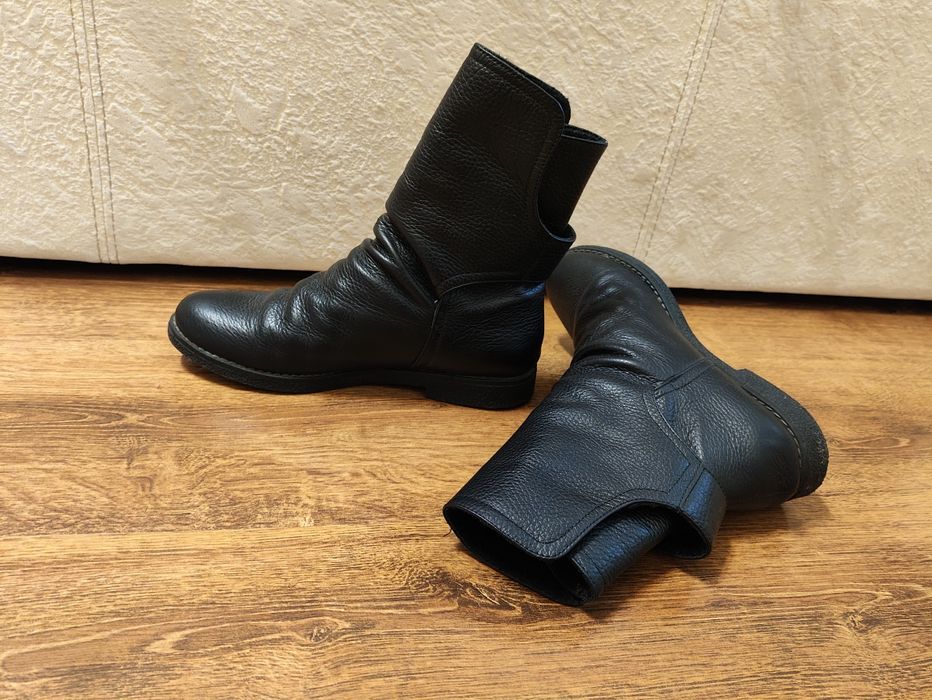 Женские кожаные сапожки в отличном состоянии